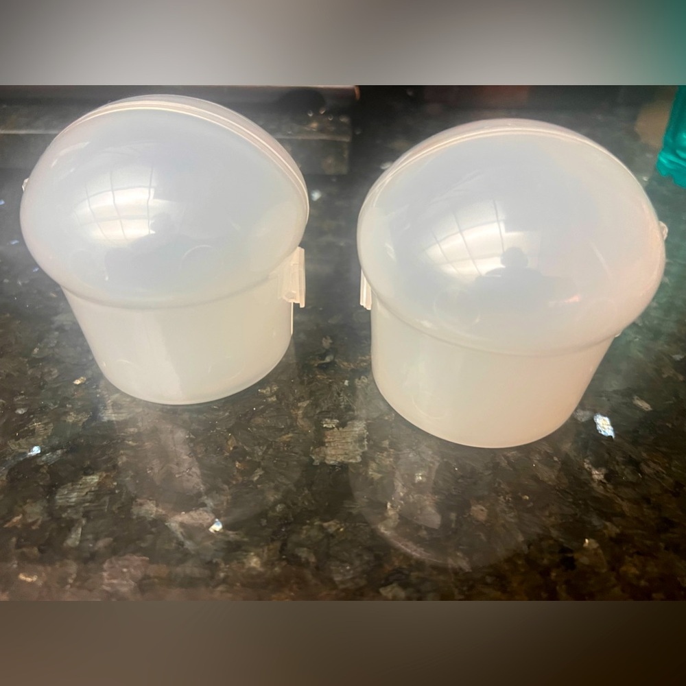 Set of three Muffin / Cupcake holders